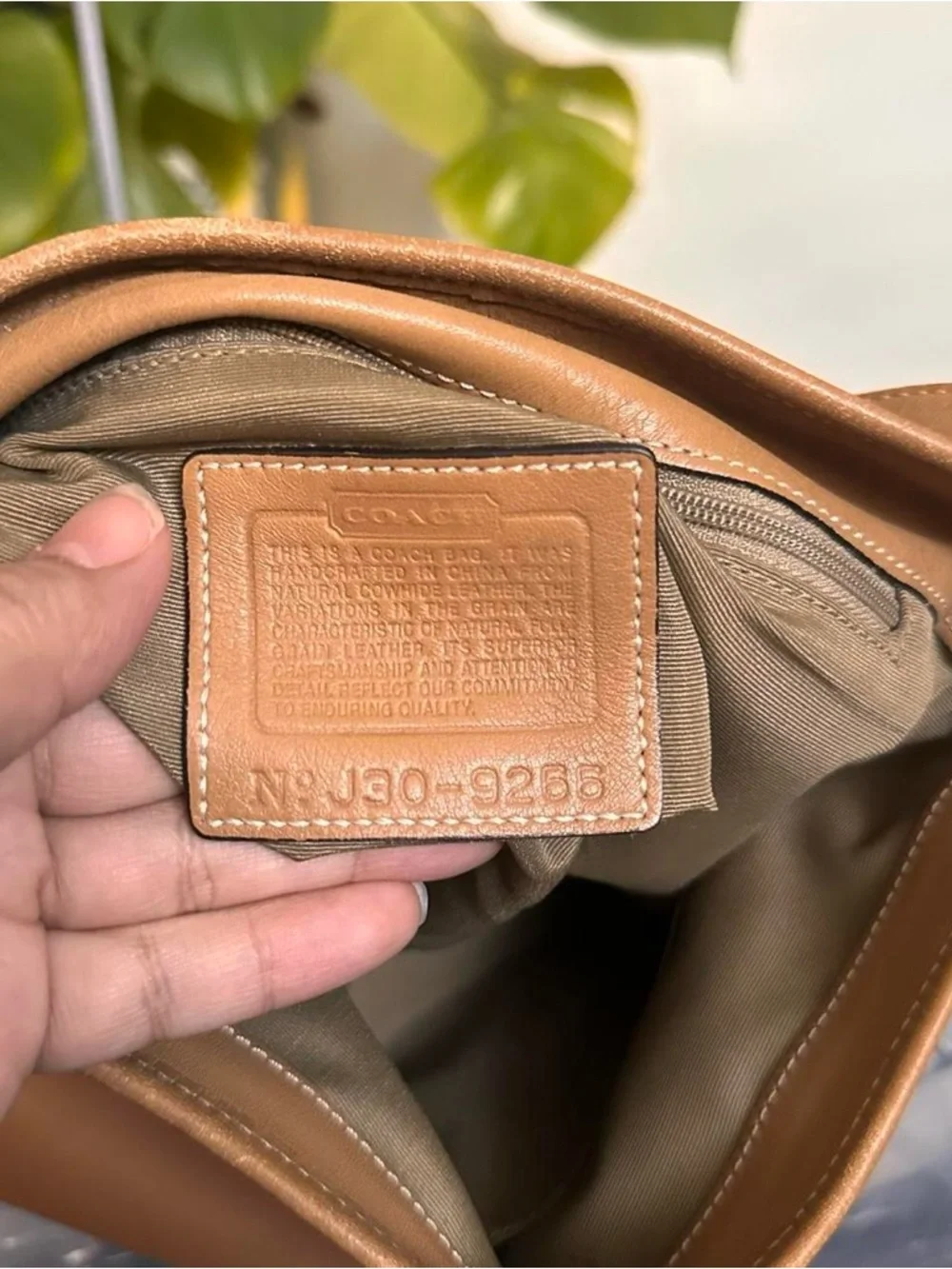 Y2k vintage Coach Tan Leather Hobo with Silver Buckle - Picture 8 of 8